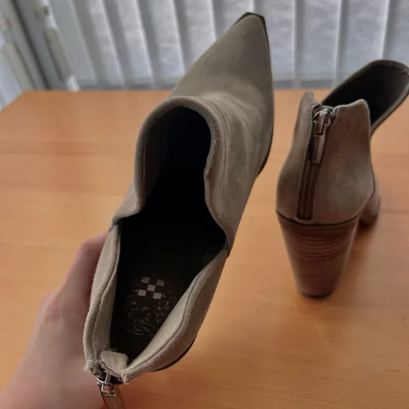 Vince Camuto Gidgeta Pointed Toe Suede Ankle Boot - Size 8.5/39, Taupe - Picture 3 of 5